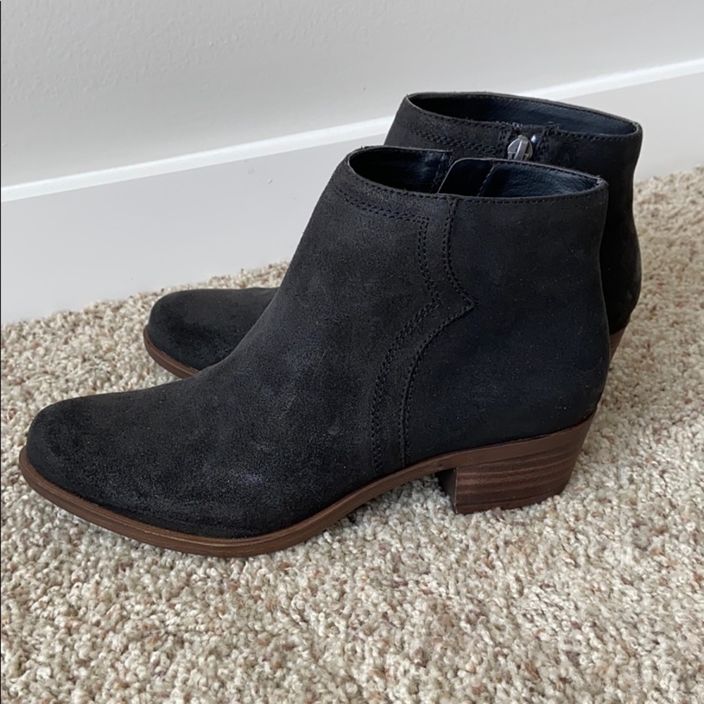 Lucky brand balexa booties black size 6